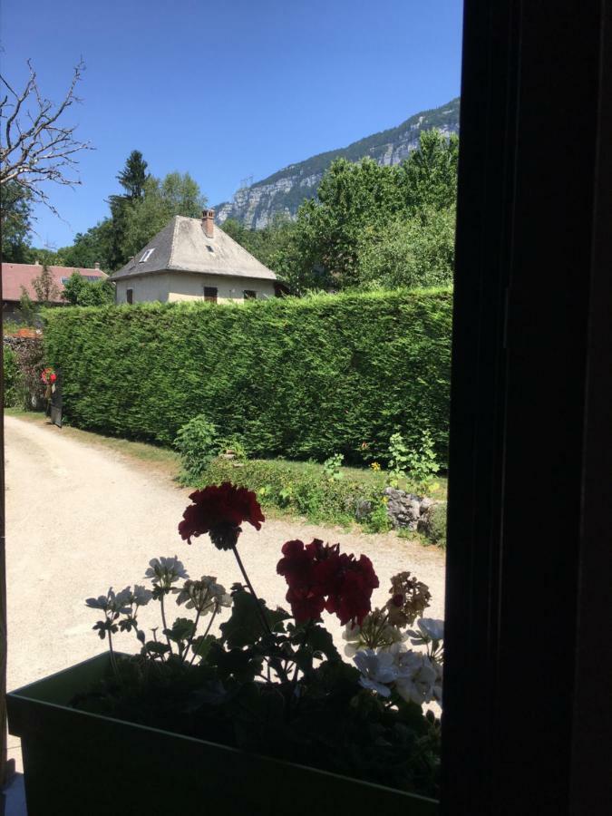 La Maison Des Coeurs Attignat-Oncin Exterior foto